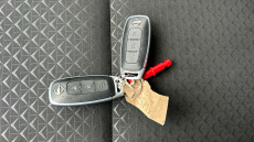 Nissan Juke 1.0 DiG-T N-Connecta 5dr DCT Petrol Hatchback